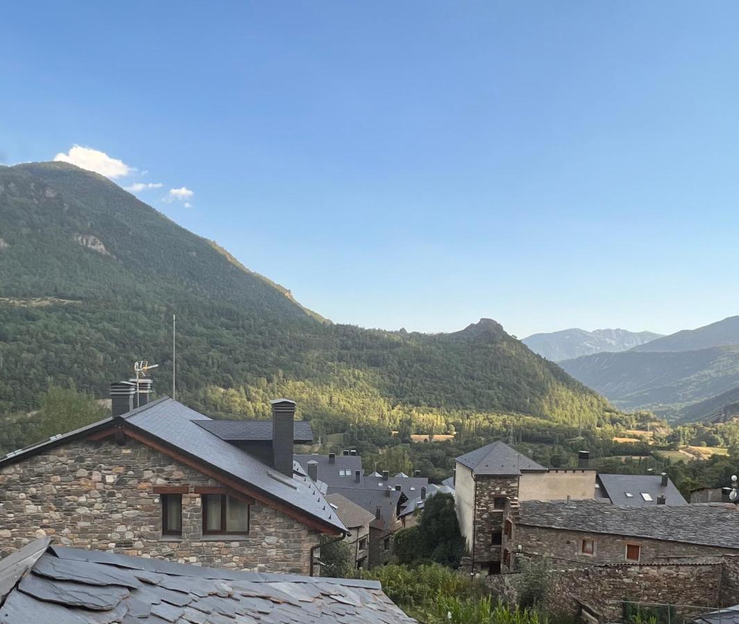 Apartamentos Turisticos: Tu Casa En Sahun Esterno foto